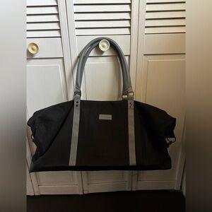 Bella Russo 24’’ Canvas Weekender bag